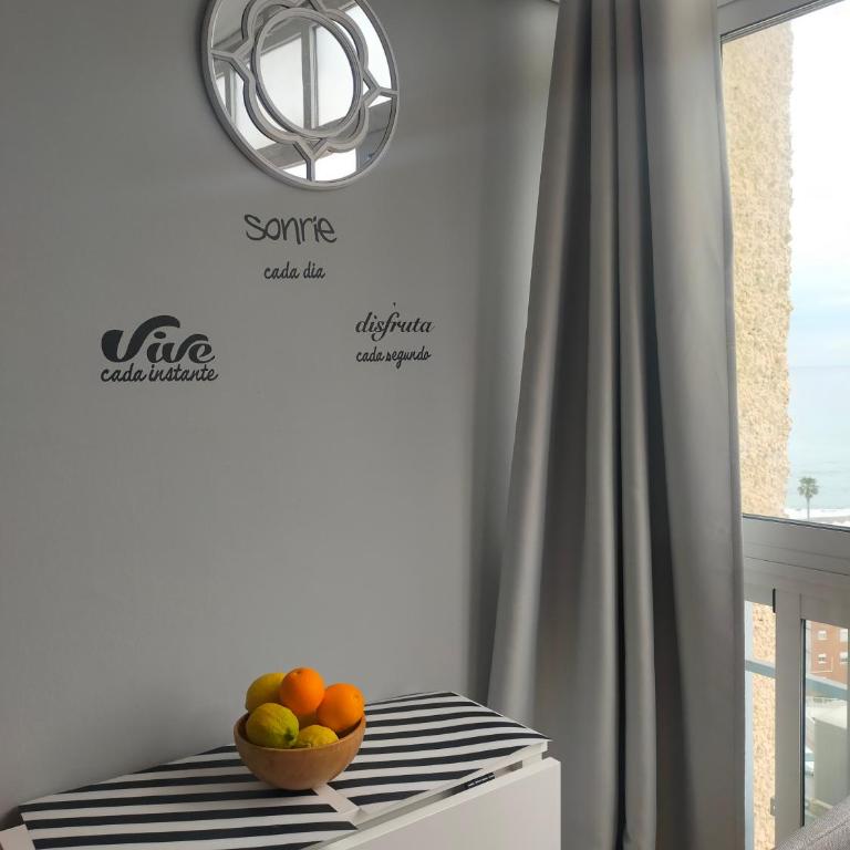 Benalmadena ,apartamento-Estudio primera Línea de Playa - Estudio con cama extragrande - 5