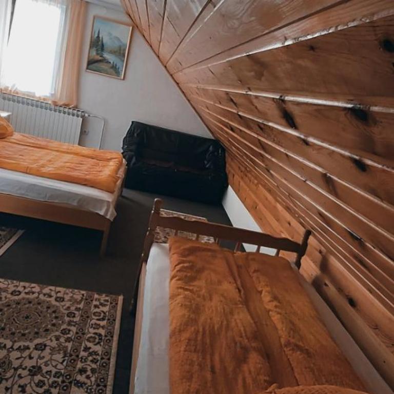 Bed and Breakfast Vila Lala - Sextuple Room - 5