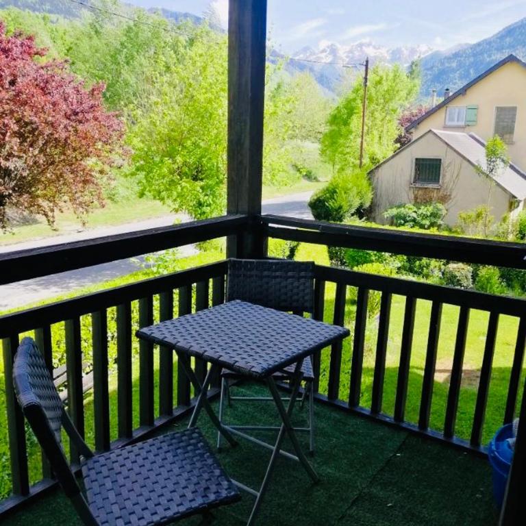 Agréable studio neuf avec vue + parking gratuit - Studio - Vue sur Montagne - 6