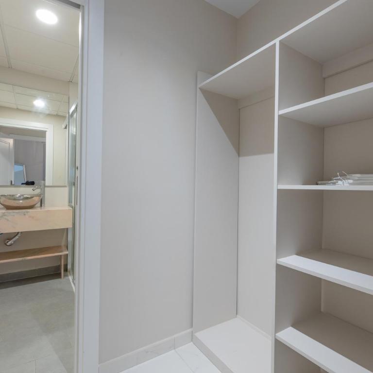 Residencia Deportiva RozaRossa - Habitación Doble Estándar - 2 camas - 4