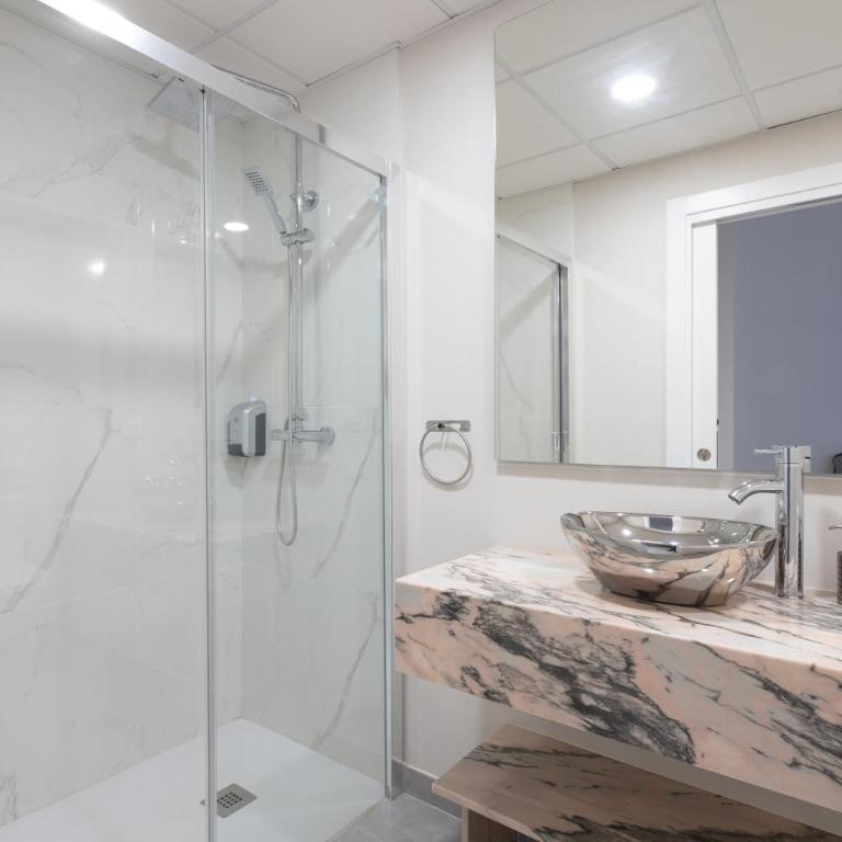 Residencia Deportiva RozaRossa - Habitación Doble Estándar con sofá - 7