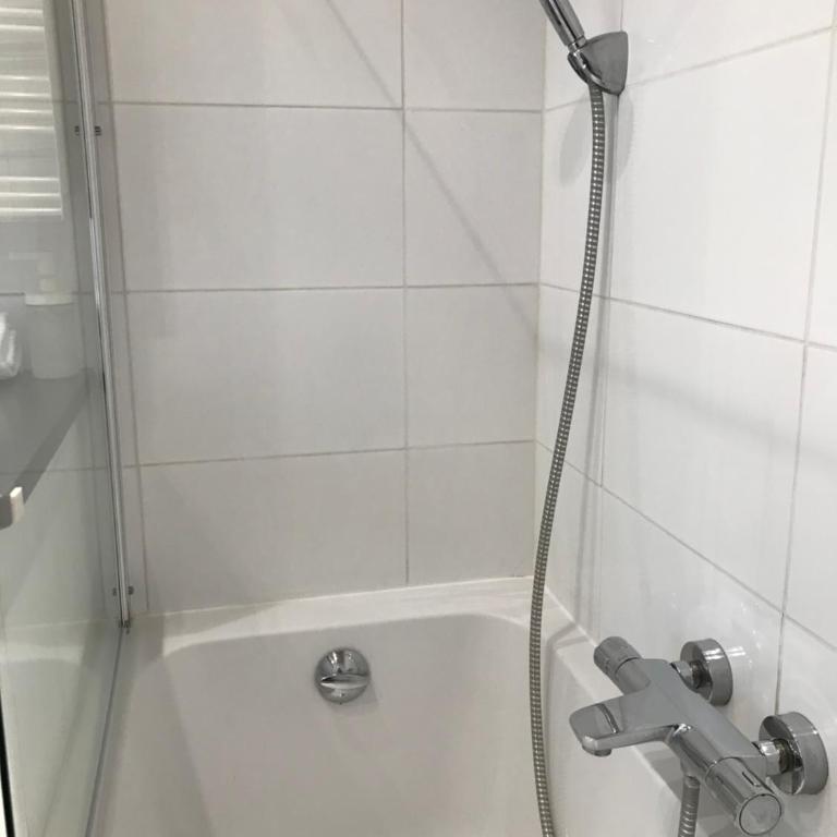 LE LYS D'OR - cosy et proche lac, balcon terrasse - Apartment mit 1 Schlafzimmer - 20