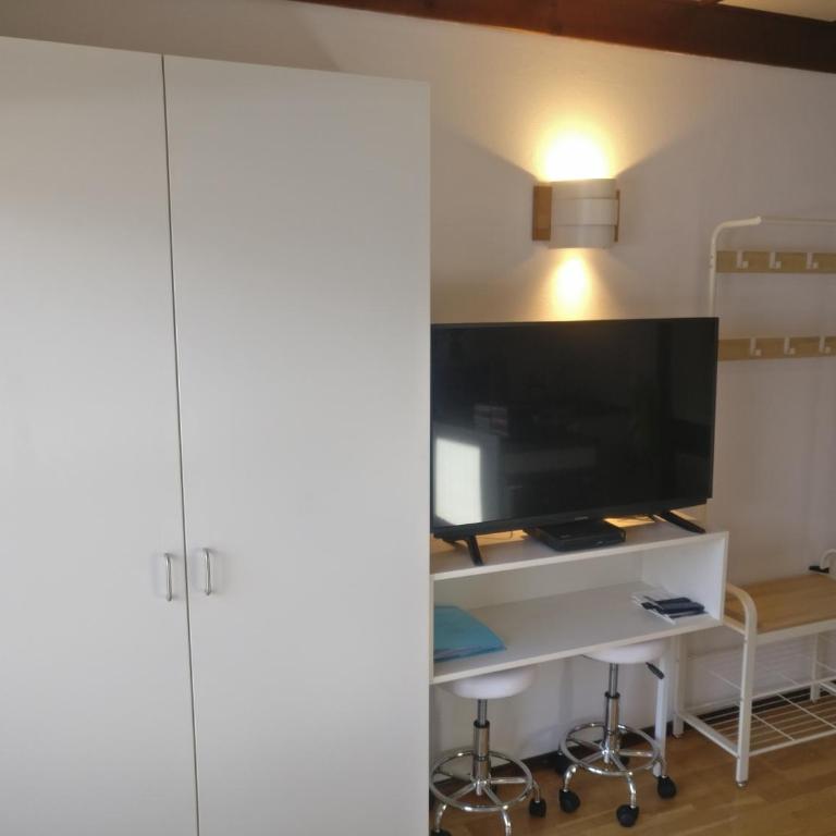 Alpenblick FeWo Hauser - Studio mit Balkon - 4