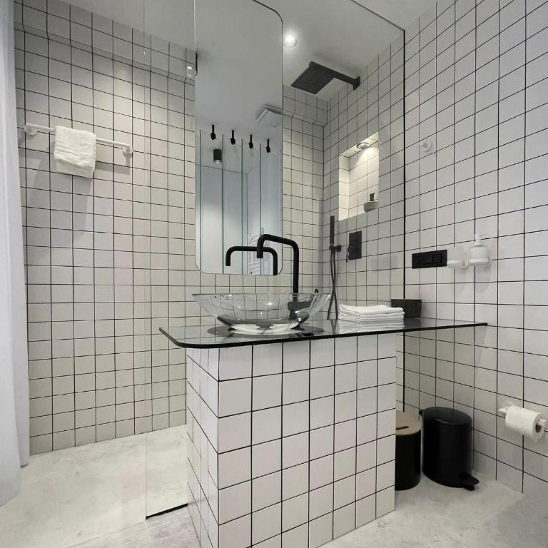 ConnectIN Apartments - Deluxe Apartment - 6