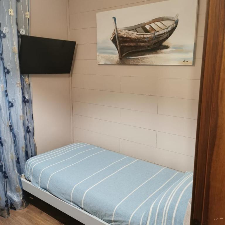 B&B Empire 1970 - Single Room with Shared Bathroom - 5