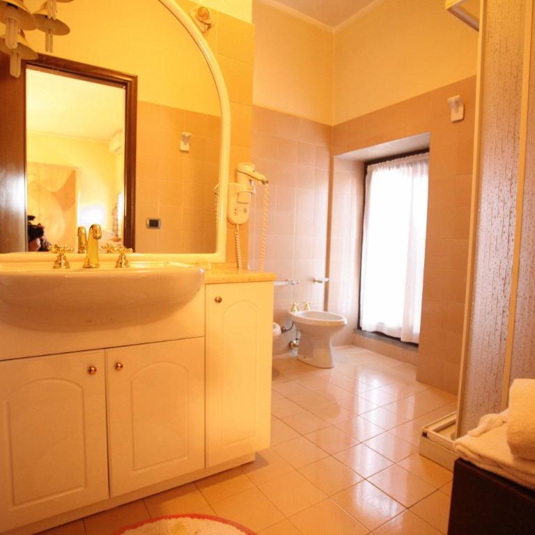 Manuela Le Quattro Coppe - Camera Deluxe (2 Adulti + 1 Bambino) - 5