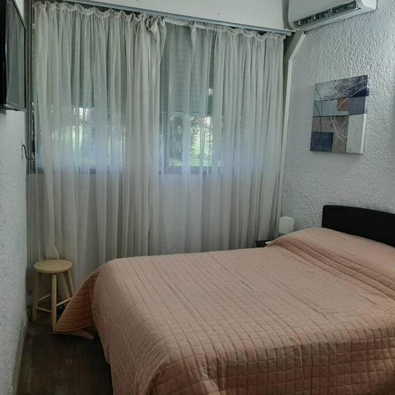 Apartamento con entrada independiente y jardín - Apartamento de 2 dormitorios - 10