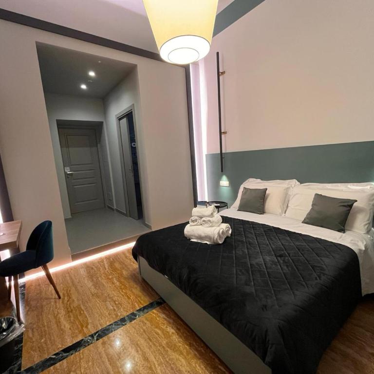 Rettifilo 311 - Deluxe Double Room with Balcony - 2