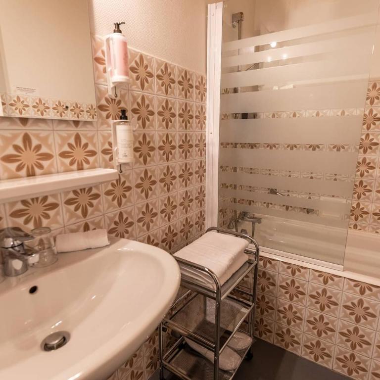 Logis Le Vernay - Chambre Double ou Lits Jumeaux - 4