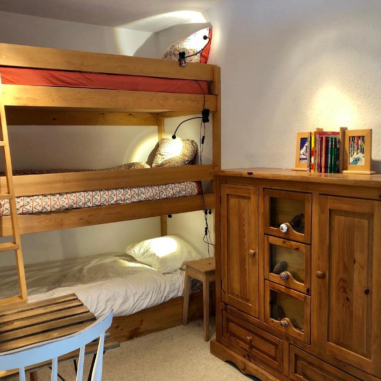 Immeuble Les Aiglons - Two-Bedroom Apartment - 6