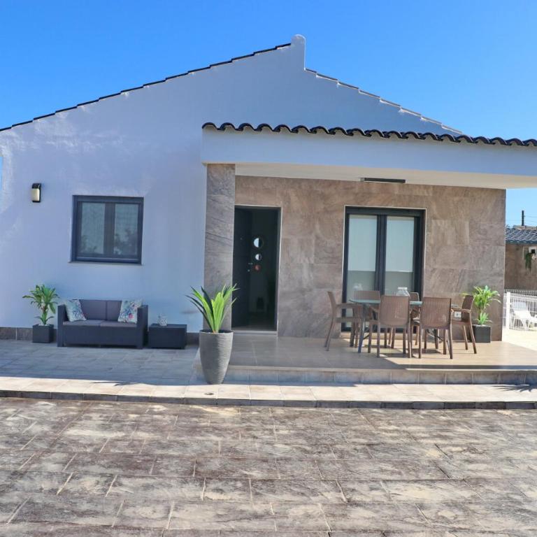 Chalet moderno con pisicina - Casa - 9