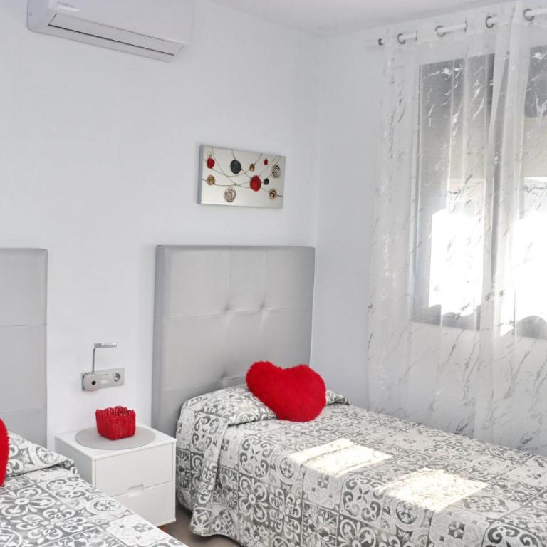 Chalet moderno con pisicina - Casa - 26