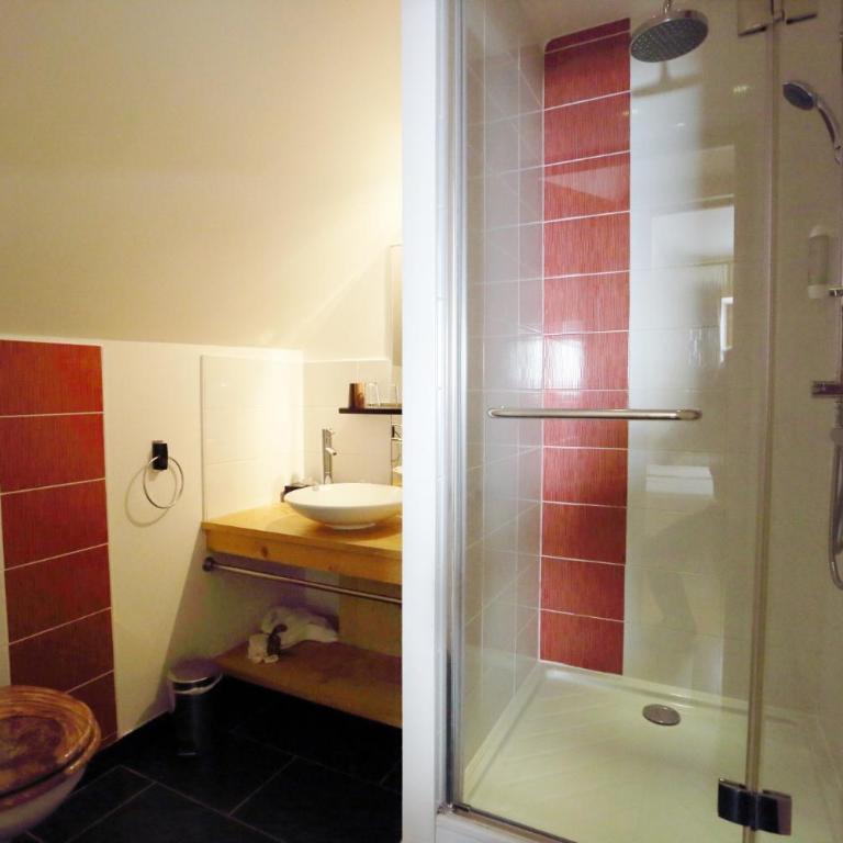 Le Valombré - Chambre Triple Standard - 4