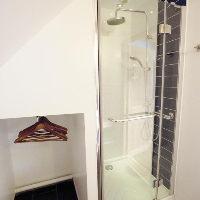 Le Valombré - Chambre Deluxe Double ou Lits Jumeaux - 5