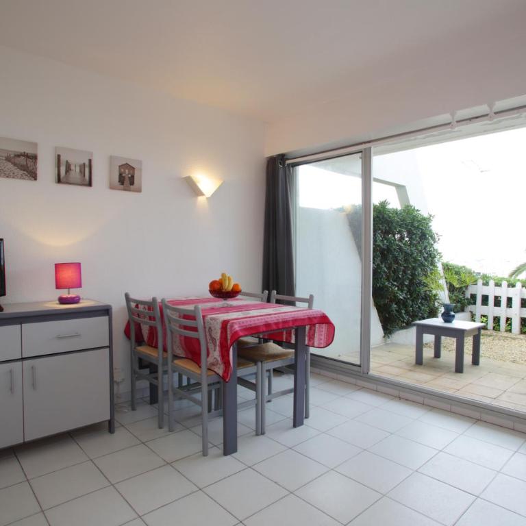 Rivages d'Ulysse Port Camargue - Appartement 1 Chambre avec Alcôve (4 Adultes + 2 Enfants) - 5