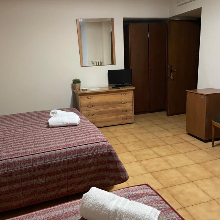 Hotel Antica Dogana - Economy Triple Room - 2