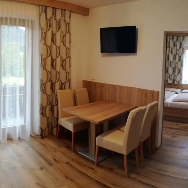 Haus Alpenfriede - Apartment mit 1 Schlafzimmer - 2