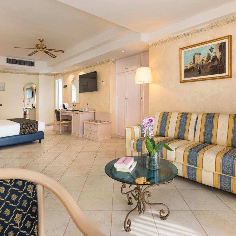 Sant Alphio Garden Hotel & SPA - Suite con Balcone e Vista Mare - 2