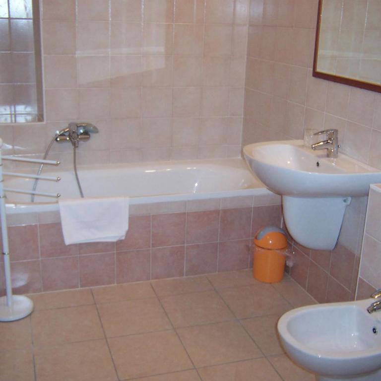 Bellagio Villas - Appartamento Superior - Via Crotto 27 - 16