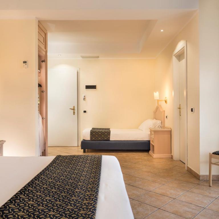 Sant Alphio Garden Hotel & SPA - Camera Tripla - 2