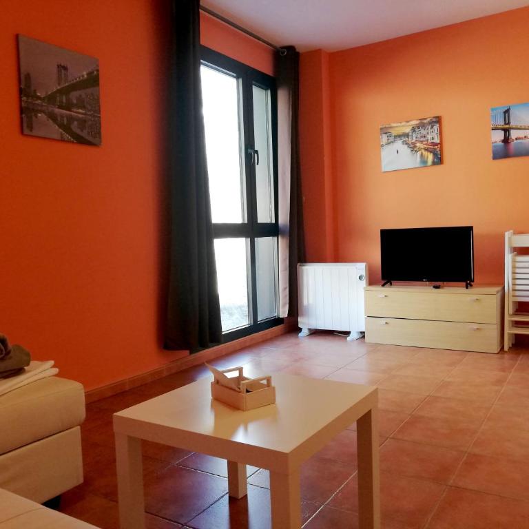 Apartamentos Monte Gorbea con parking y WiFi by SURYNIEVE - Studio mit Parkplatz - 4