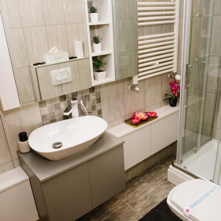 Lusso Apartman - Two-Bedroom Apartment - 8