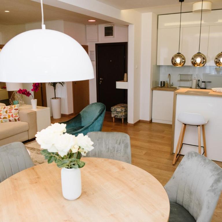Lusso Apartman - Two-Bedroom Apartment - 16