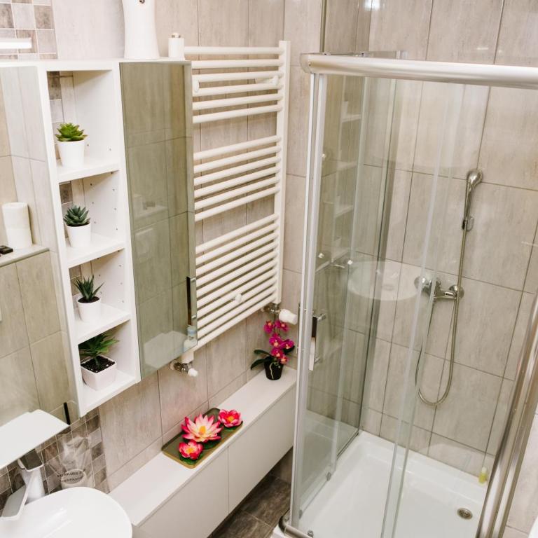 Lusso Apartman - Two-Bedroom Apartment - 20