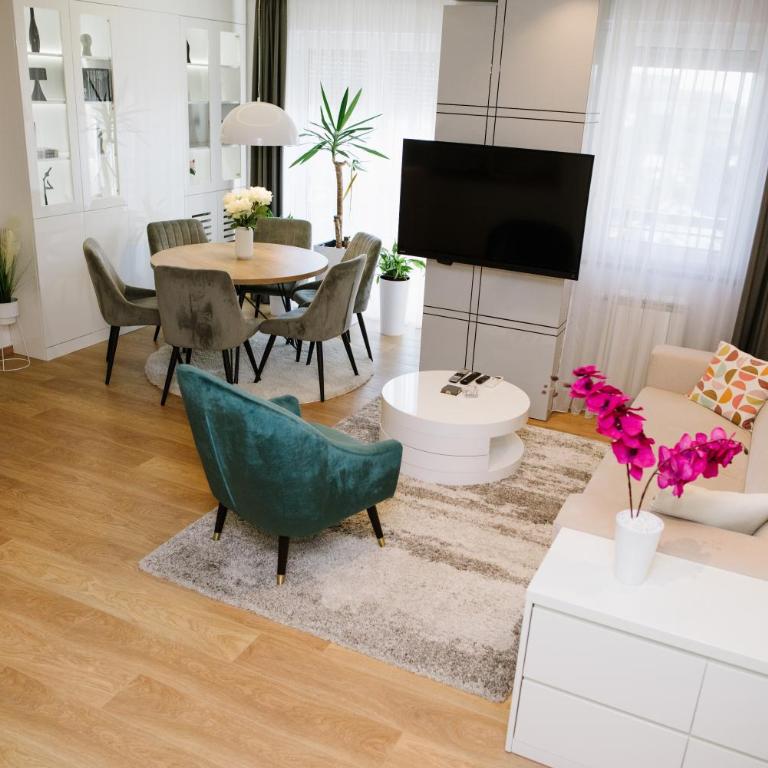 Lusso Apartman - Two-Bedroom Apartment - 31