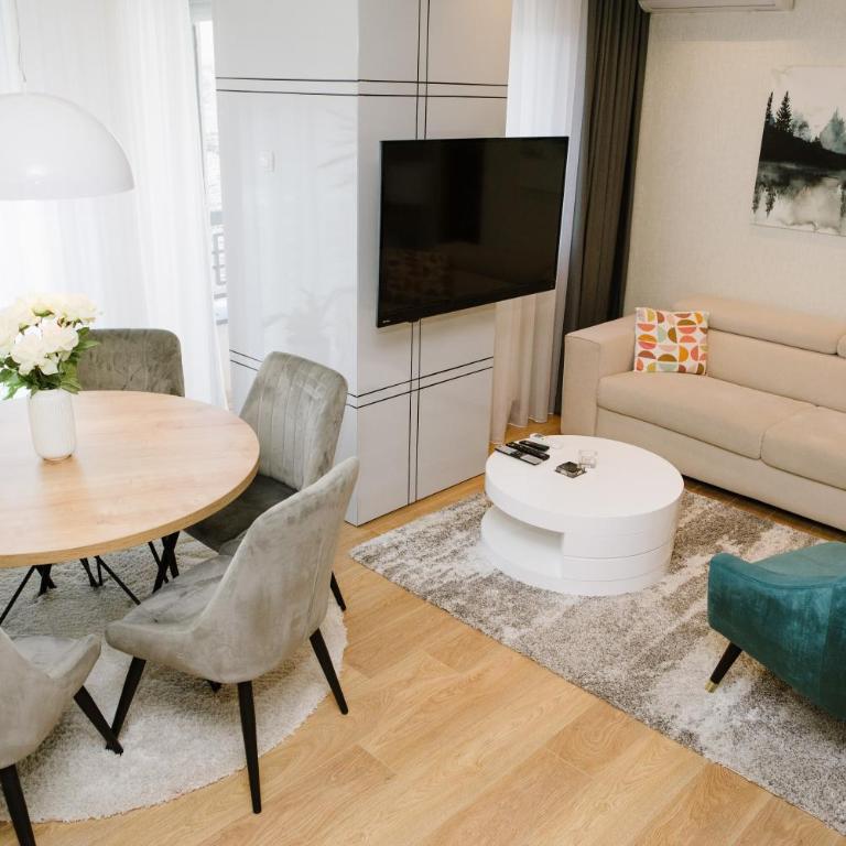 Lusso Apartman - Two-Bedroom Apartment - 32