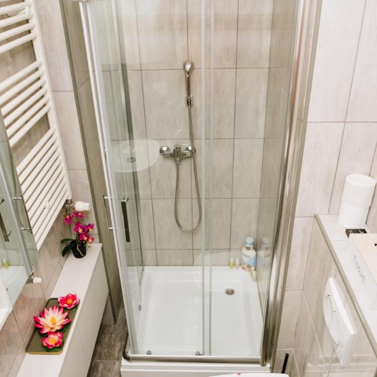 Lusso Apartman - Two-Bedroom Apartment - 39