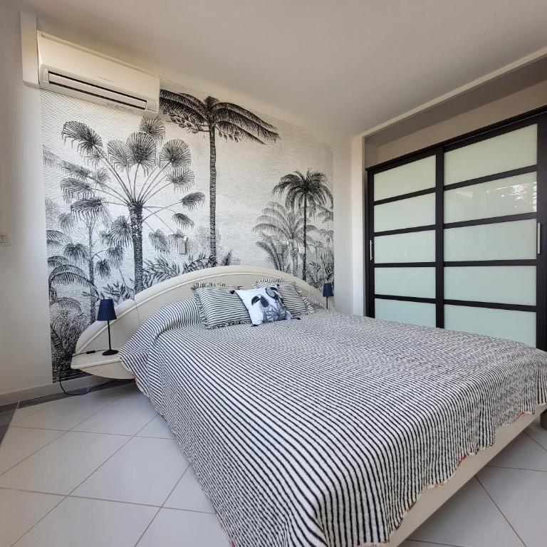 Villa Palm' Issambres 6 personnes, clim, avec piscine, jardin et parking privés - Villa 3 Chambres - 20