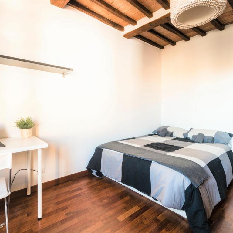 Hostly - La Pera Suite Apartment - 2 Bedrooms, Full Center - Two-Bedroom Apartment - 19