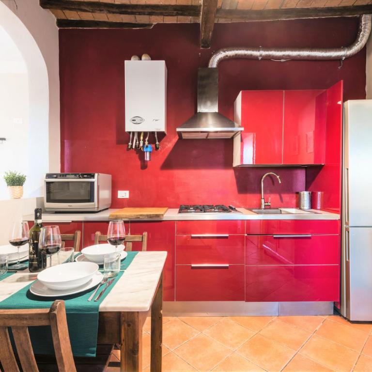Hostly - La Pera Suite Apartment - 2 Bedrooms, Full Center - Two-Bedroom Apartment - 10
