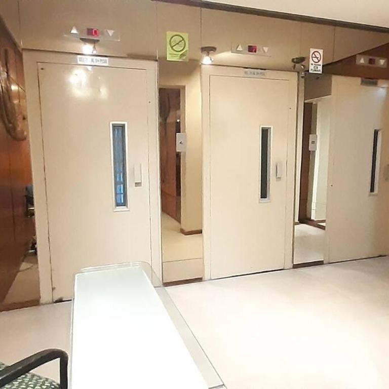 Departamento 2 ambientes a metros de Peatonal San Martín - Apartamento de 2 dormitorios - 23