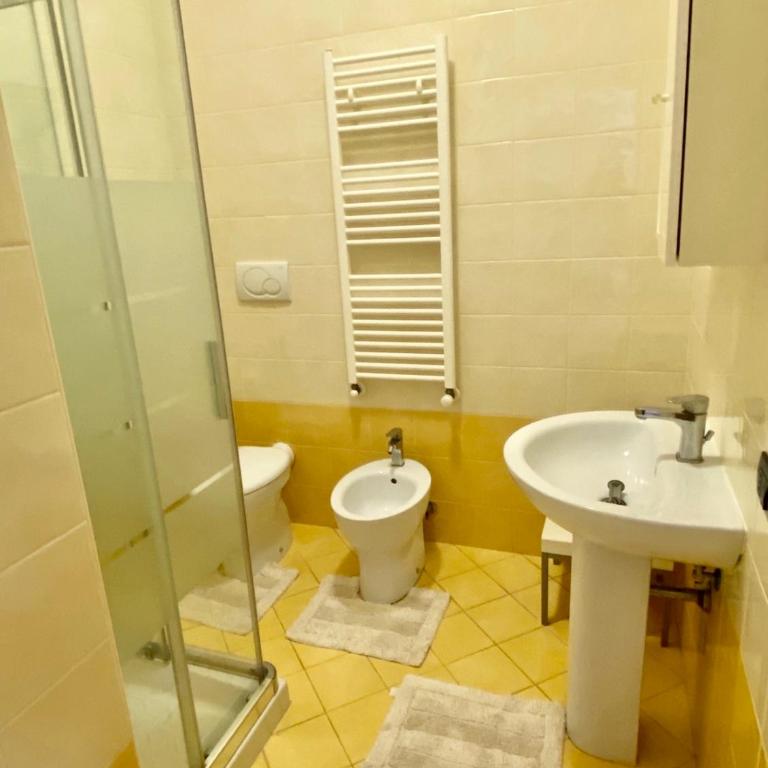CASA Di MIRKO - Appartamento con 2 Camere da Letto - 9