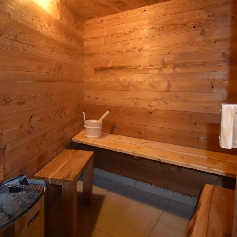 VAUJANYLOCATIONS - Marguerite - Appartement Supérieur avec Sauna - 13