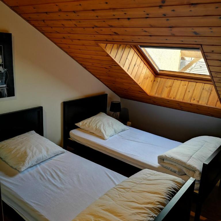 Appart T4 72m2 à Baratier entre les Orres et Embrun à coté du lac de Serre Ponçon. - Appartement - Vue sur Lac - 30