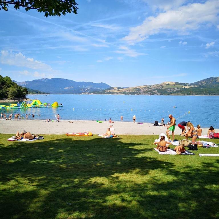 Appart T4 72m2 à Baratier entre les Orres et Embrun à coté du lac de Serre Ponçon. - Appartement - Vue sur Lac - 14