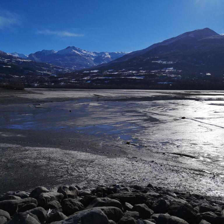 Appart T4 72m2 à Baratier entre les Orres et Embrun à coté du lac de Serre Ponçon. - Appartement - Vue sur Lac - 37