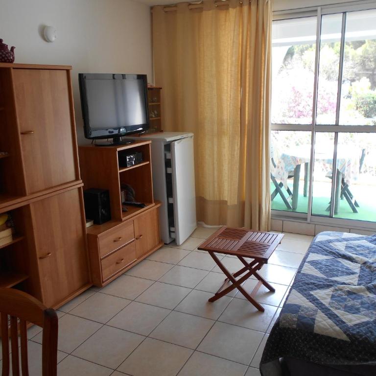 Vittoria Immobilier 5 - REGLEMENT SUR PLACE - chèques vacances acceptés - Apartment - 2