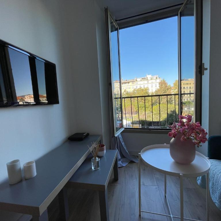 Nice Renting - JAURES - Cosy Flat - Nice old town - Great view - AirCon - Appartement 1 Chambre - 2