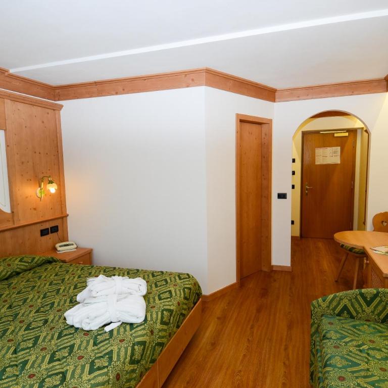 Hotel Stella Alpina - Camera Matrimoniale/Doppia con Letti Singoli - 7