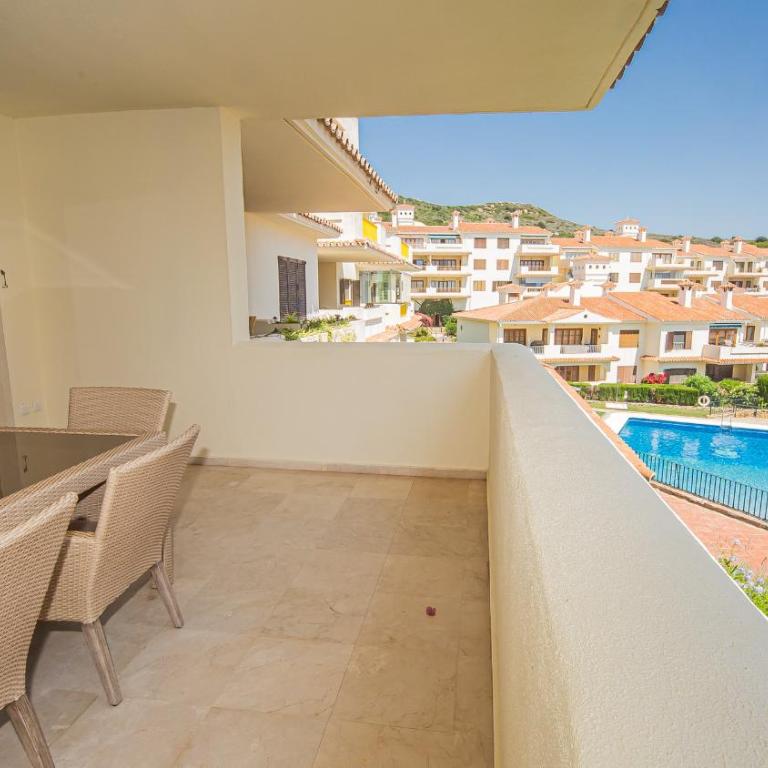 Los Castillos 73 - Apartamento con vistas a la piscina - 22