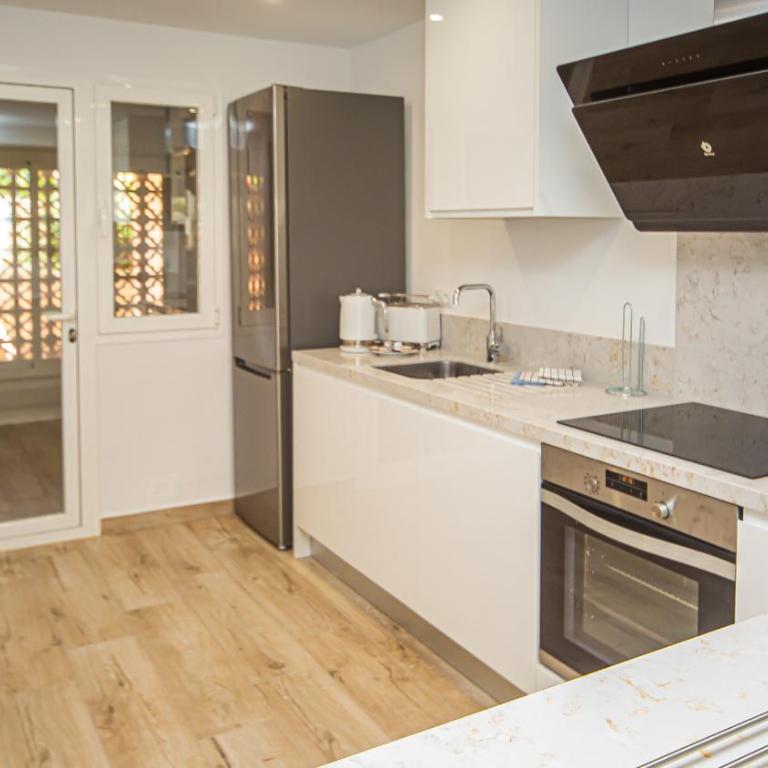 Los Castillos 73 - Apartamento con vistas a la piscina - 19