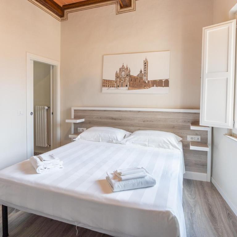 Albergo Centrale - Camera Matrimoniale/Doppia con Letti Singoli - 11