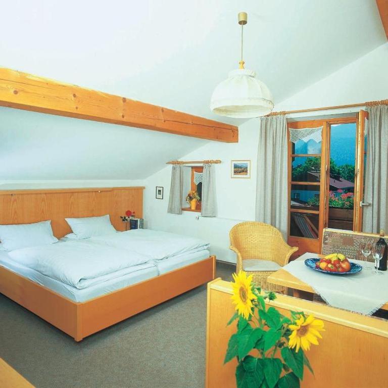 Gästehaus Hanna Teifel - Apartment mit Blick auf die Berge - 1