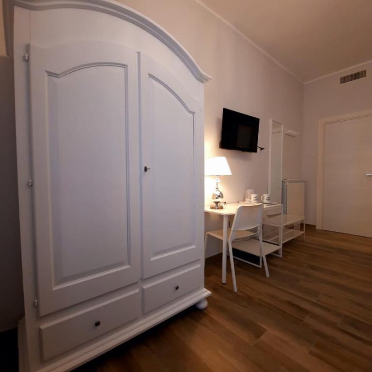 CASA PASTEUR a due passi da Ostuni - Ampia Camera Matrimoniale - 5