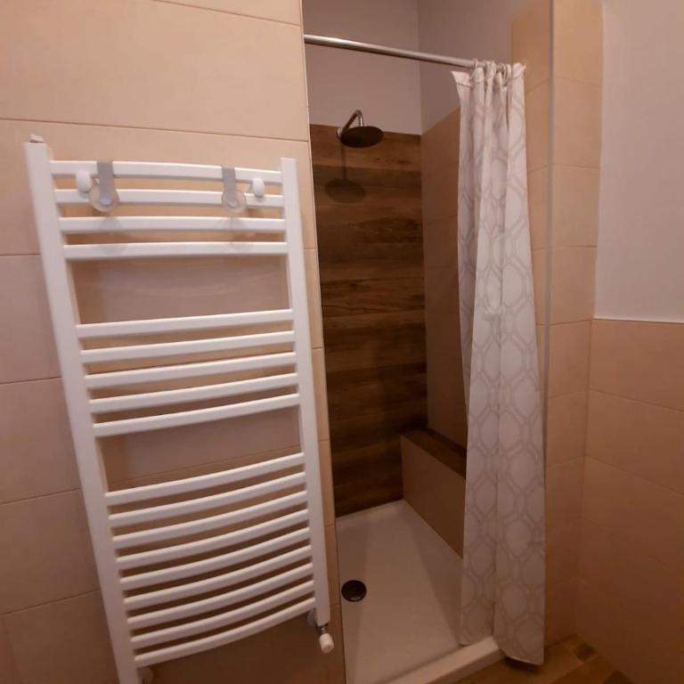 CASA PASTEUR a due passi da Ostuni - Ampia Camera Matrimoniale - 8