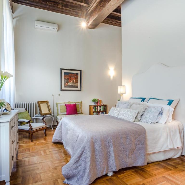 Casa Simonetta, Modern and Antique Ground Floor Apartment inside the Walls of Lucca - Appartamento con 2 Camere da Letto - 4